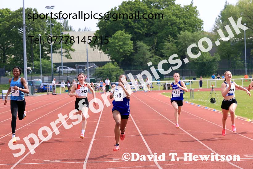 Girls Under-15s 100 metres, 2024 North Eastern Track and Field Champs., Middlesbrough.  Photo: David T. Hewitson/Sports for All Pics
